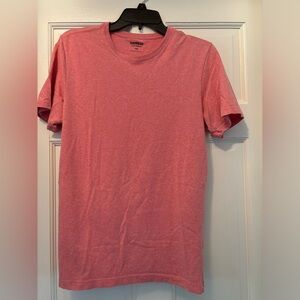 Express flex stretch men’s medium pink tee shirt